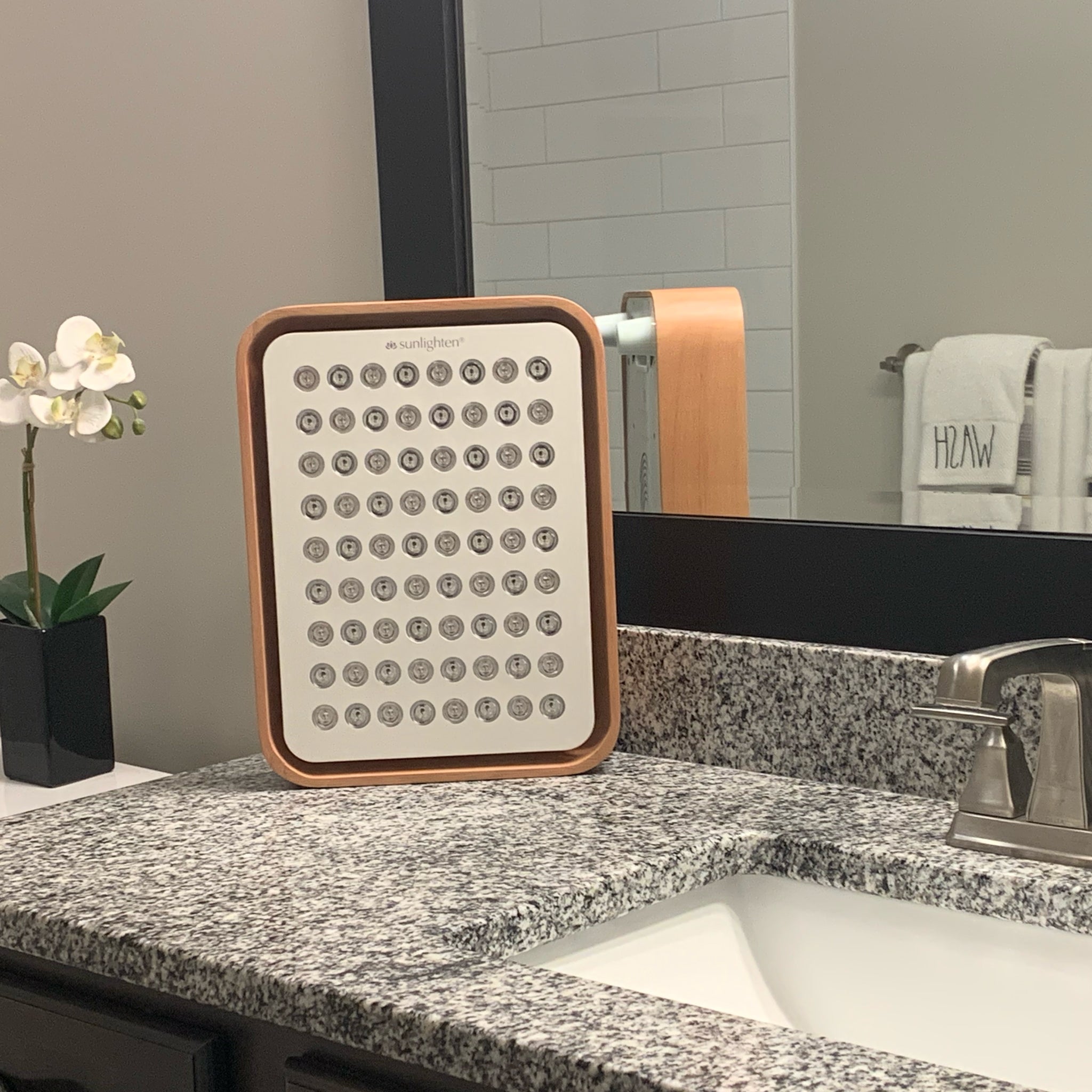 RED Light Therapy Mini Panel